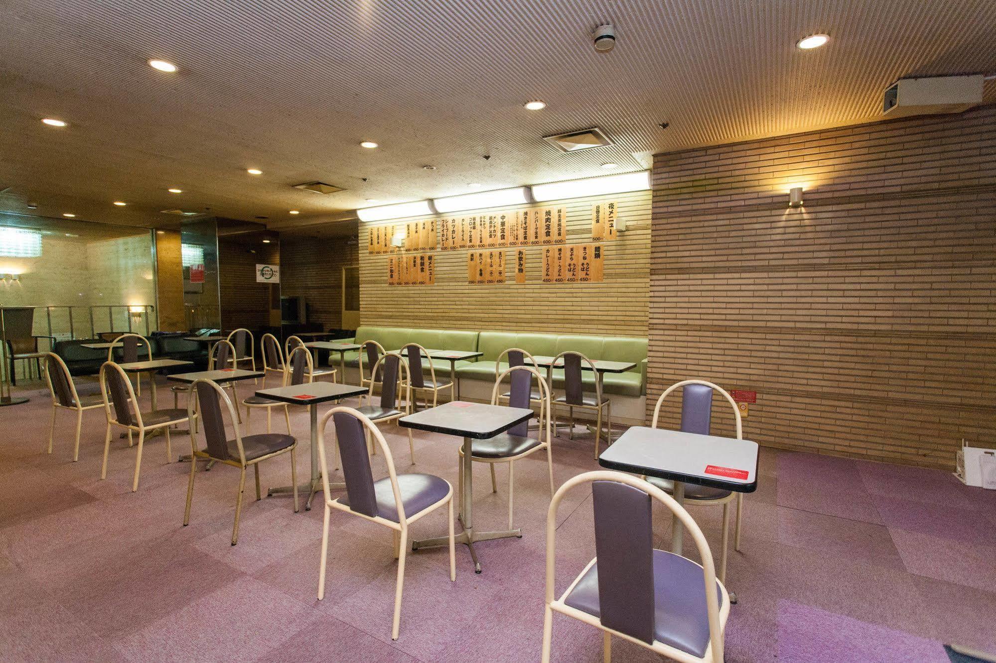 Capsule Hotel Asahi Plaza Shinsaibashi Osaka Exterior photo